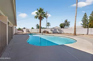 4418 W Desert Hills Dr, Glendale, AZ 85304 - Photo 40