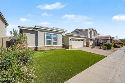 1352 E Gemini Place, Chandler, AZ 85249 - Photo 2