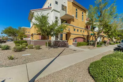 123 N Washington Street #14, Chandler, AZ 85225 - Photo 2