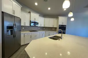 10154 E Theorem Dr, Mesa, AZ 85212 - Photo 32