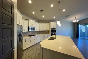 10154 E Theorem Dr, Mesa, AZ 85212 - Photo 36