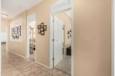 186 W Desert Vista Trail, San Tan Valley, AZ 85143 - Photo 4