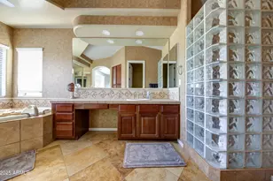 1707 E Carob Dr, Chandler, AZ 85286 - Photo 44