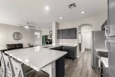 29727 N Little Leaf Drive, San Tan Valley, AZ 85143 - Photo 2