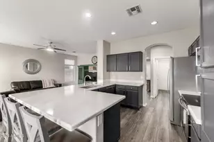 29727 N Little Leaf Dr, San Tan Valley, AZ 85143 - Photo 2