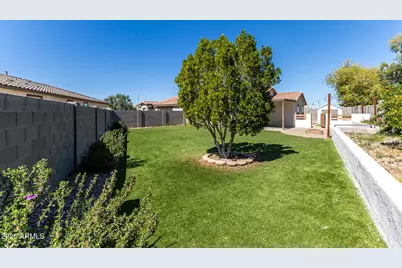 5817 S 30th Glen, Phoenix, AZ 85041 - Photo 34