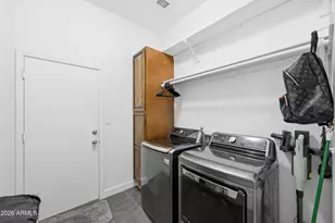 221 E Appaloosa Ct, Gilbert, AZ 85296 - Photo 28