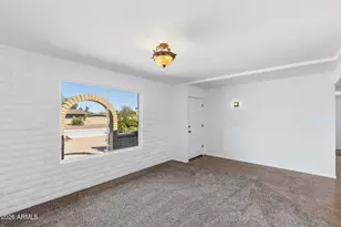 4001 E Becker Ln, Phoenix, AZ 85028 - Photo 14