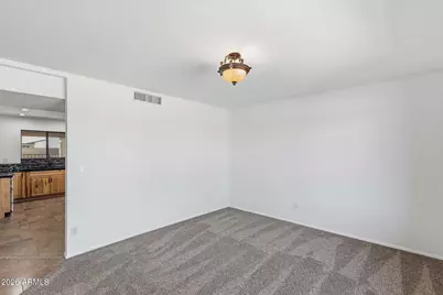 4001 E Becker Lane, Phoenix, AZ 85028 - Photo 12