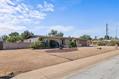 4001 E Becker Lane, Phoenix, AZ 85028 - Photo 4