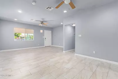 1636 E Whitton Avenue, Phoenix, AZ 85016 - Photo 2