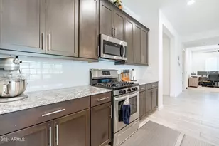 12546 W Via Caballo Blanco, Peoria, AZ 85383 - Photo 6