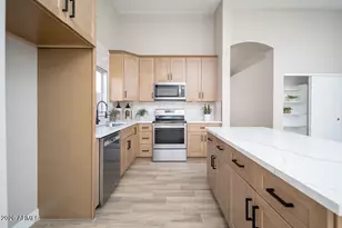 11614 W Palm Ln, Avondale, AZ 85392 - Photo 8