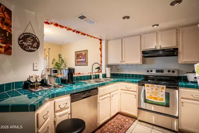 8619 N Shadow Lane, Peoria, AZ 85345 - Photo 8