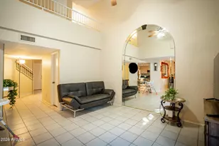 8619 N Shadow Ln, Peoria, AZ 85345 - Photo 6