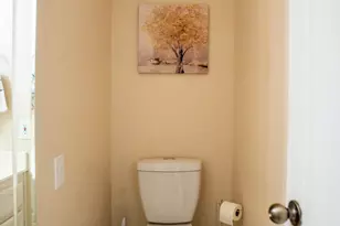 8619 N Shadow Ln, Peoria, AZ 85345 - Photo 18