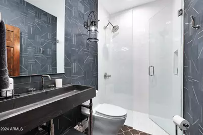 2421 E Montebello Avenue, Phoenix, AZ 85016 - Photo 54