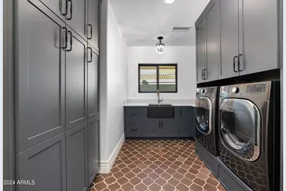 2421 E Montebello Avenue, Phoenix, AZ 85016 - Photo 52