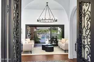 2421 E Montebello Ave, Phoenix, AZ 85016 - Photo 8