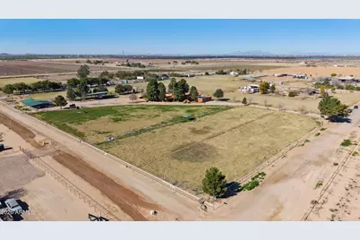7496 S Linda Lou Road, Eloy, AZ 85131 - Photo 10