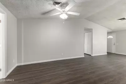 3449 N 72nd Drive, Phoenix, AZ 85033 - Photo 12