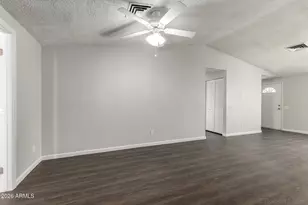 3449 N 72nd Dr, Phoenix, AZ 85033 - Photo 12