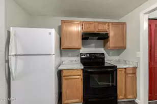 3449 N 72nd Dr, Phoenix, AZ 85033 - Photo 14