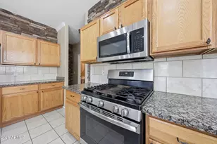 25828 N 67th Dr, Peoria, AZ 85383 - Photo 10