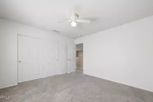 25828 N 67th Dr, Peoria, AZ 85383 - Photo 6