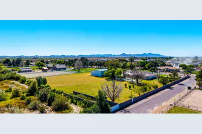 39899 N Creekside Road, San Tan Valley, AZ 85140 - Photo 70