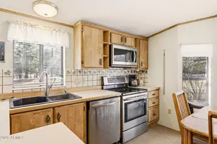 2877 Lazy Bear Trail, Overgaard, AZ 85933 - Photo 12