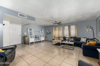 6542 W Coolidge Street, Phoenix, AZ 85033 - Photo 6