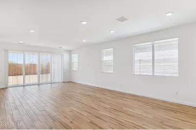 27365 N 69th Lane, Peoria, AZ 85383 - Photo 4