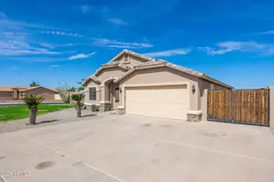 1704 E South Mountain Ave, Phoenix, AZ 85042 - Photo 22