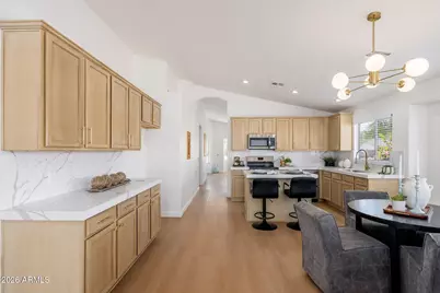 1704 E South Mountain Avenue, Phoenix, AZ 85042 - Photo 12