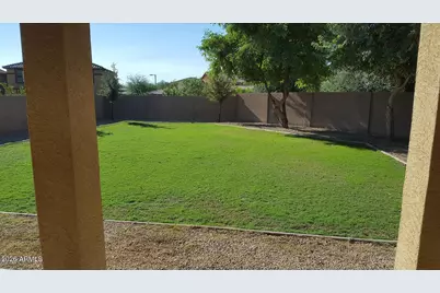 15493 W Montecito Avenue, Goodyear, AZ 85395 - Photo 2