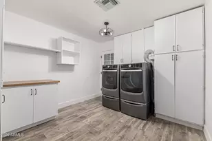 3802 W Mauna Loa Ln, Phoenix, AZ 85053 - Photo 28