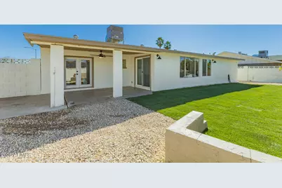 3802 W Mauna Loa Lane, Phoenix, AZ 85053 - Photo 34