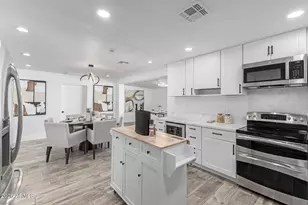 3802 W Mauna Loa Ln, Phoenix, AZ 85053 - Photo 10