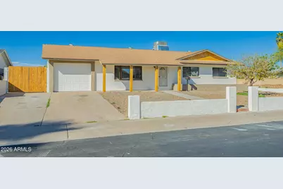 3802 W Mauna Loa Lane, Phoenix, AZ 85053 - Photo 2