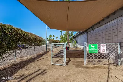 4750 N Central Avenue #G11, Phoenix, AZ 85012 - Photo 4