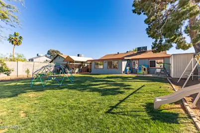 5940 W Mauna Loa Lane, Glendale, AZ 85306 - Photo 6