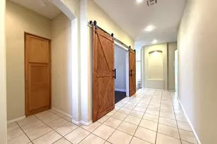 1819 W Nighthawk Way, Phoenix, AZ 85045 - Photo 2