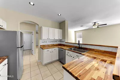 1819 W Nighthawk Way, Phoenix, AZ 85045 - Photo 14