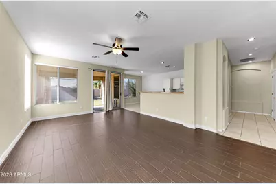 1819 W Nighthawk Way, Phoenix, AZ 85045 - Photo 10