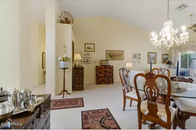 8452 W Kimberly Way, Peoria, AZ 85382 - Photo 6