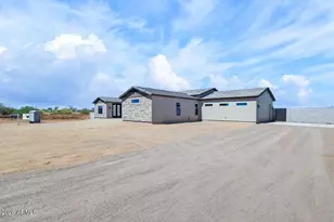 22606 W Laura St, Wittmann, AZ 85361 - Photo 4