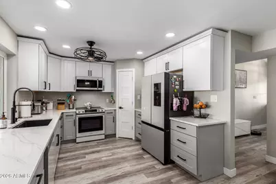 4550 W El Caminito Drive, Glendale, AZ 85302 - Photo 18