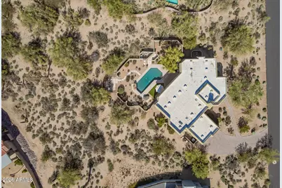 8118 E Saddle Horn Road, Scottsdale, AZ 85255 - Photo 2