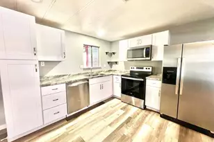 10201 N 99th Ave, Peoria, AZ 85345 - Photo 4